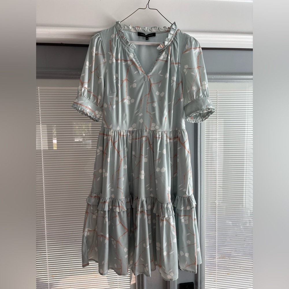 Abbey Glass Elegant Light Blue Floral Dress— XS